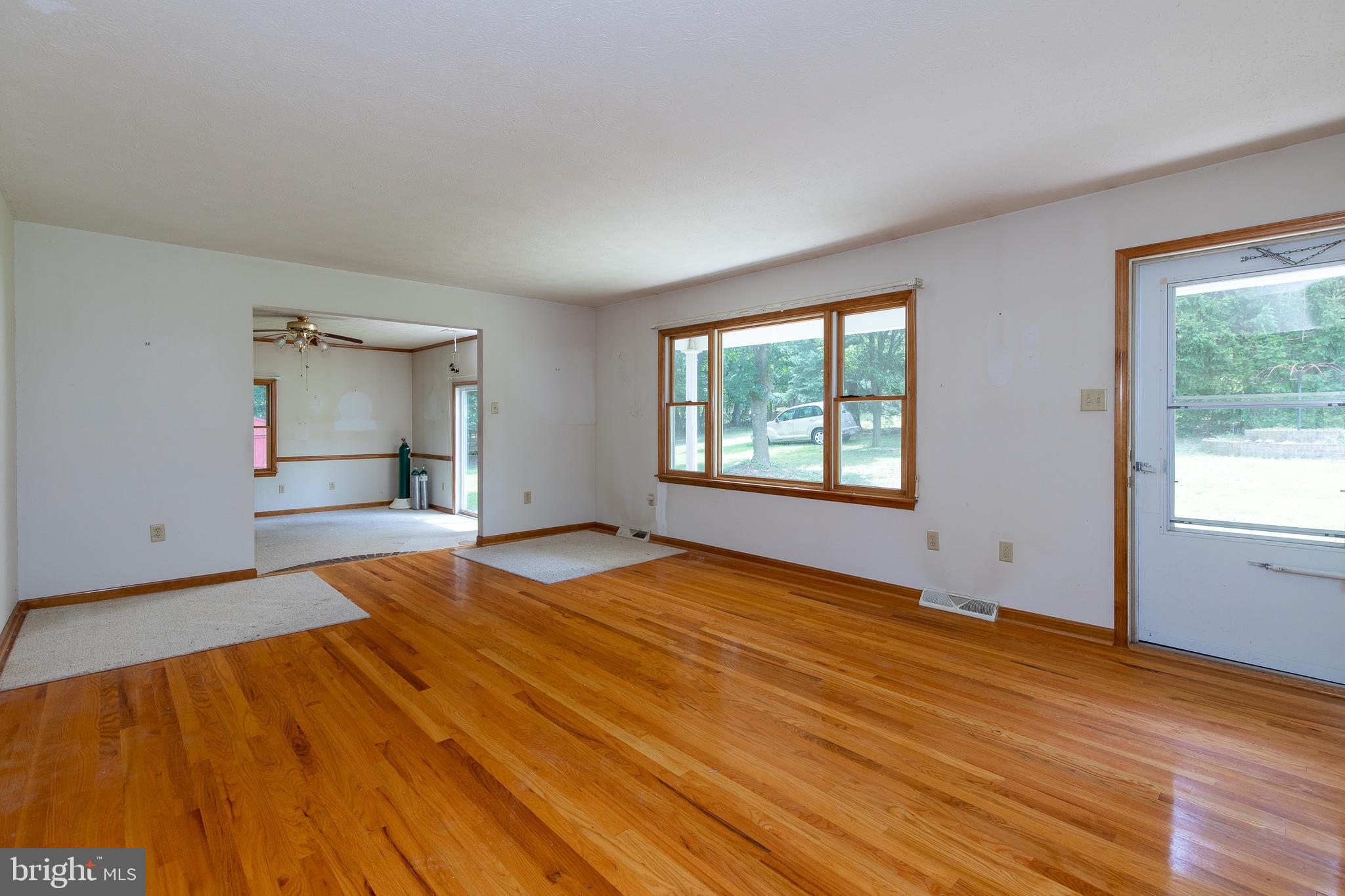 1435 Reynolds Road Cross Junction, VA 22625 - Photo 5 of 20