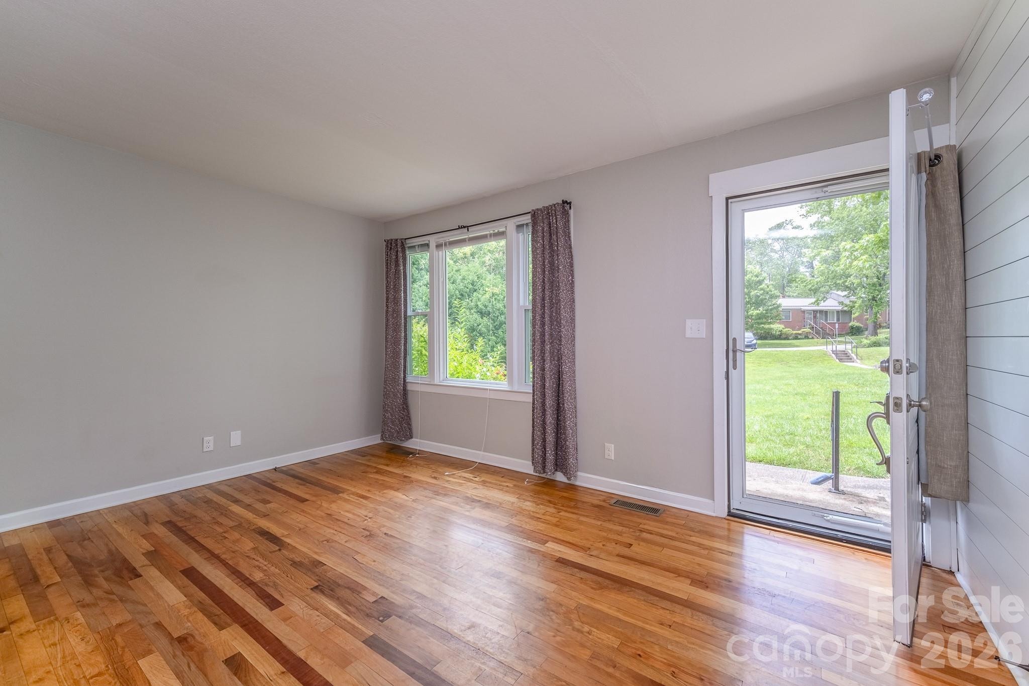 41 Trowbridge Lane Brevard, NC 28712 - Photo 6 of 23