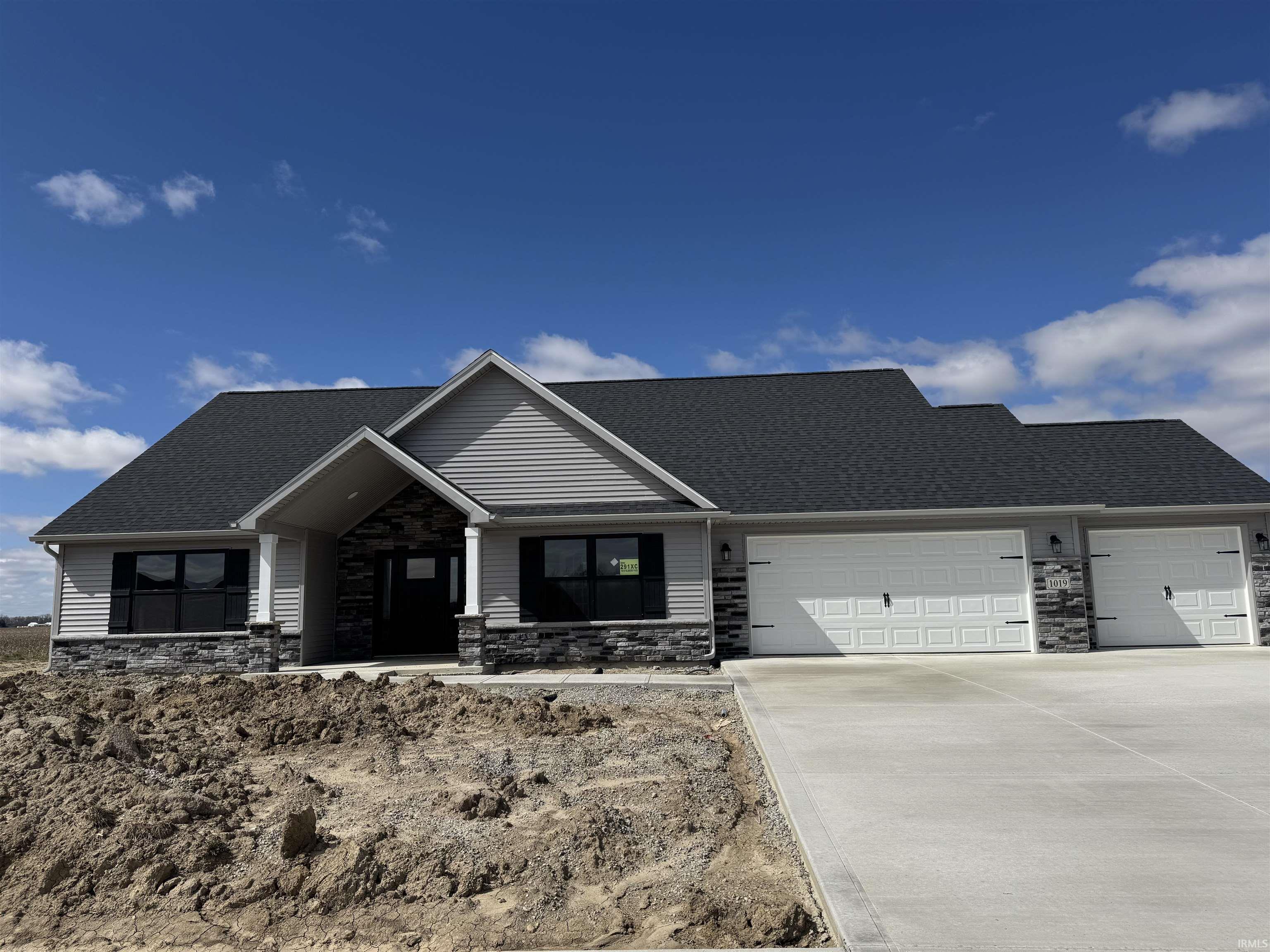 1019 Palmer's Pass Decatur, IN 46733 - Photo 1 of 13