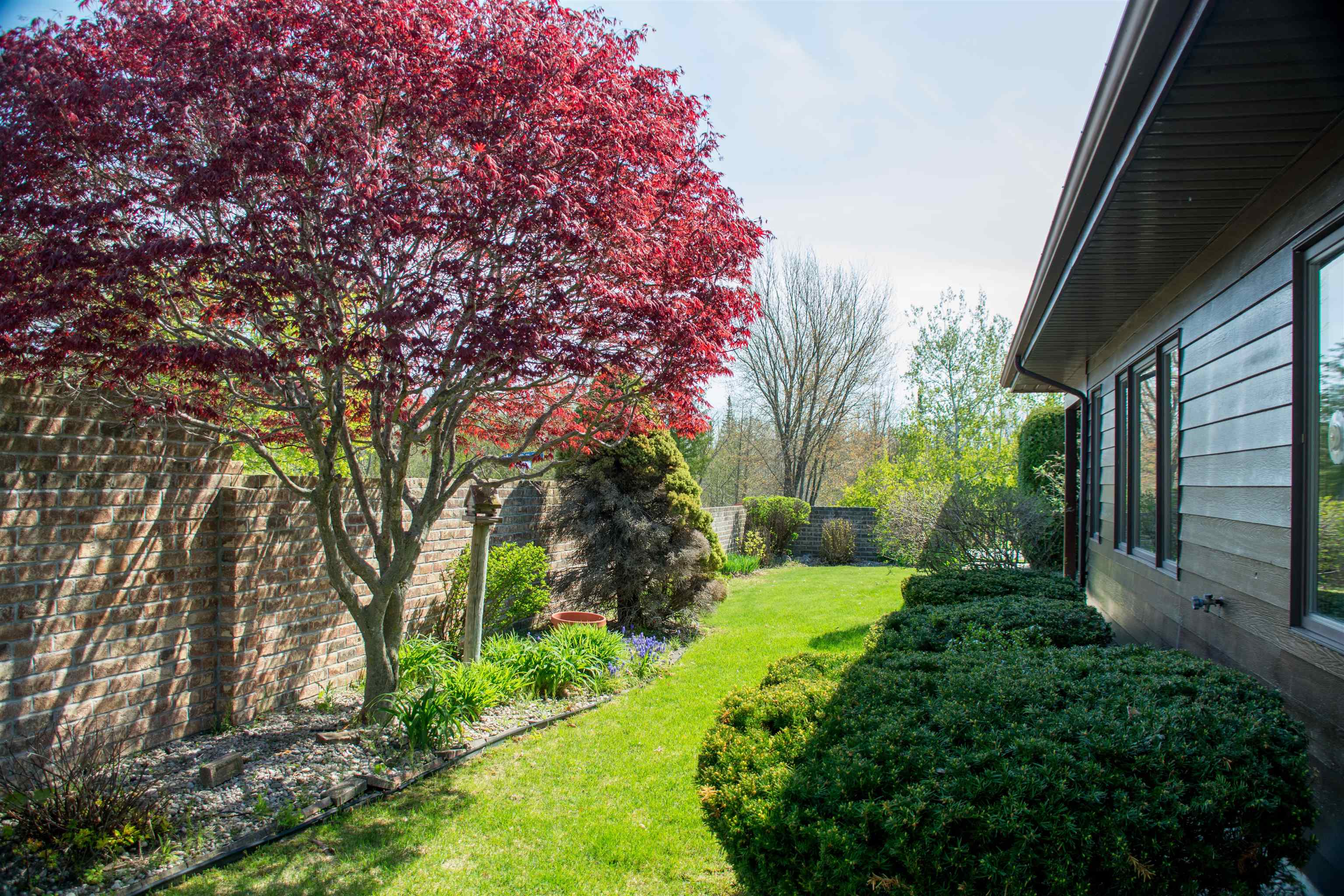 2203 East Hammond Road Traverse City, MI 49686 - Photo 32 of 39 1910876-31.JPG
