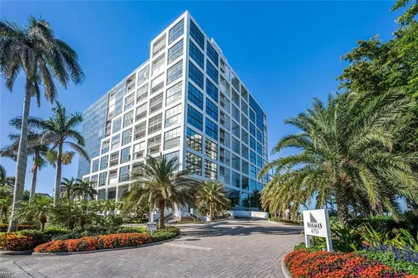 $17,000 | 4751 Gulf Shore Boulevard North, Unit PH7, Naples, FL 34103