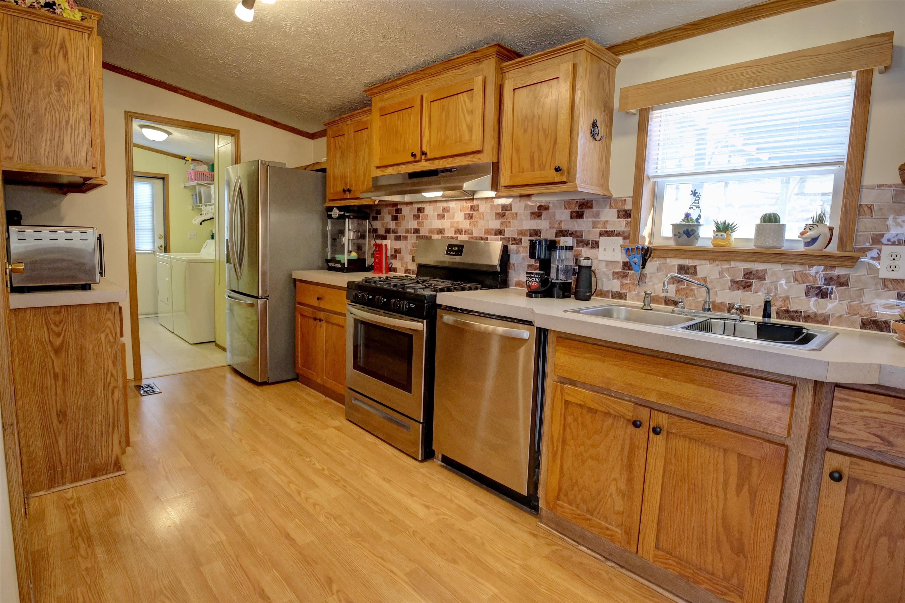 410 Railroad Street Rio, WI 53960 - Photo 13 of 30