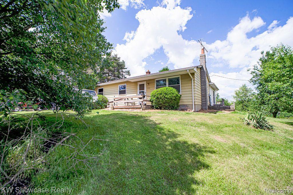 1206 West Sutton Road, Metamora, MI 48455 Compass