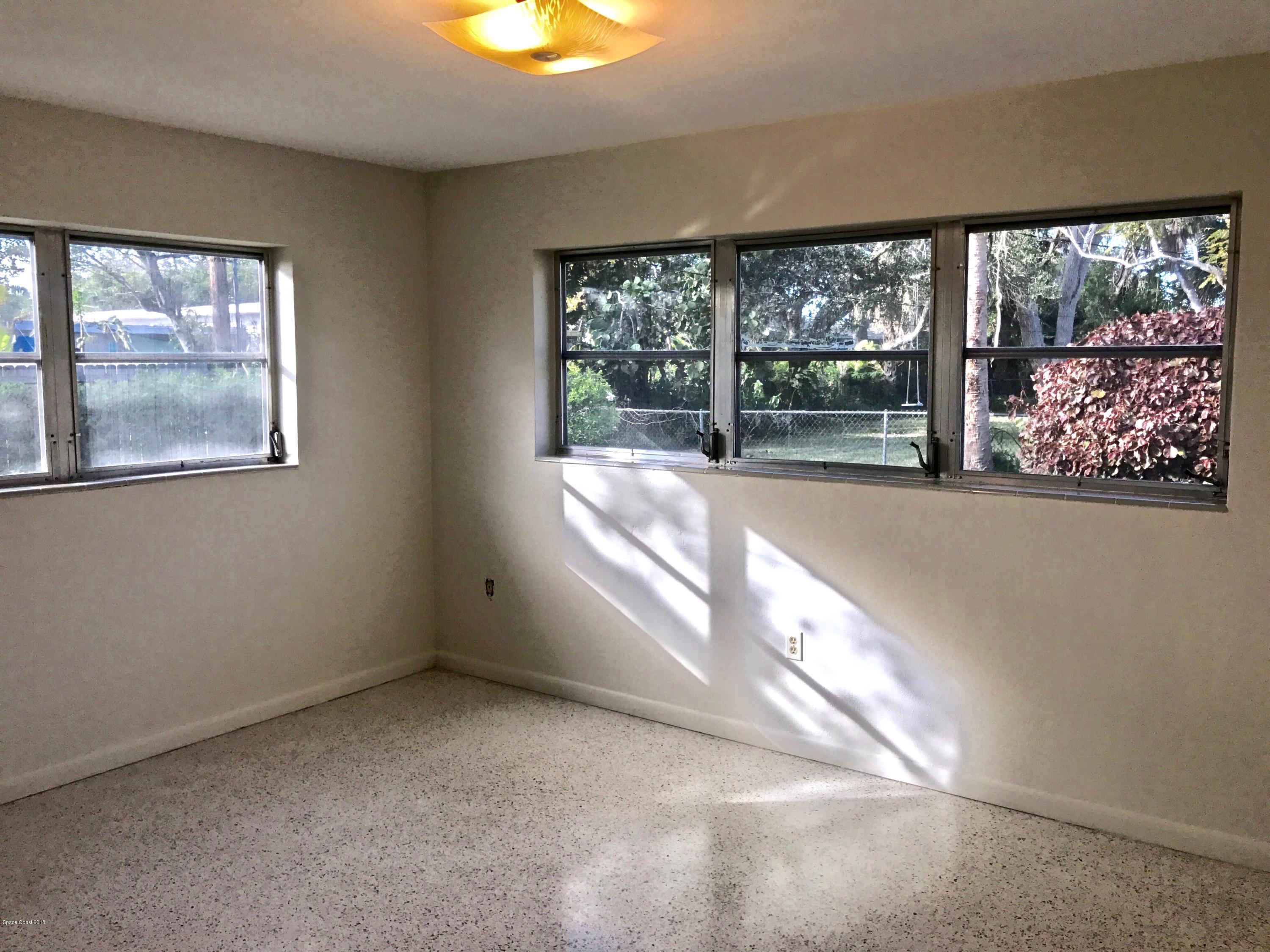 945 Samar Road Cocoa Beach, FL 32931 - Photo 13 of 17 Bed