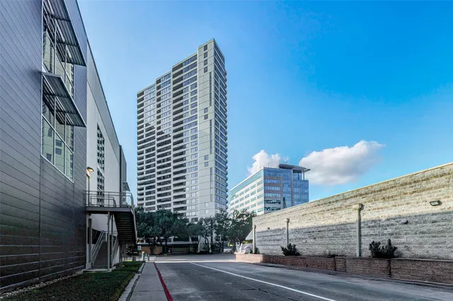 $185,000 | 14 Greenway Plaza, Unit 5O, Houston, TX 77046