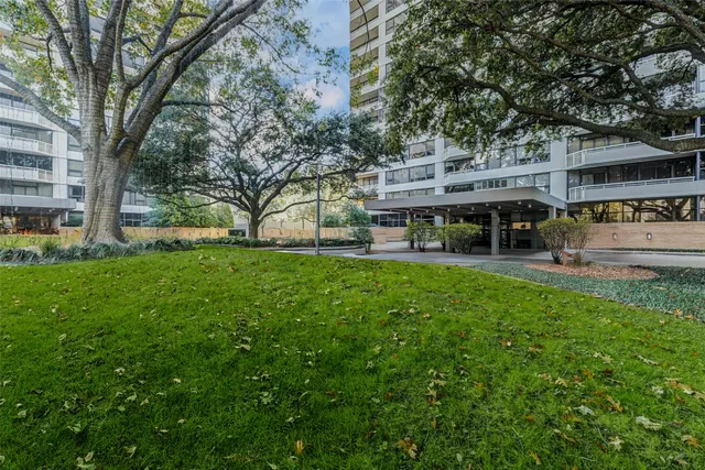 $185,000 | 14 Greenway Plaza, Unit 5O, Houston, TX 77046