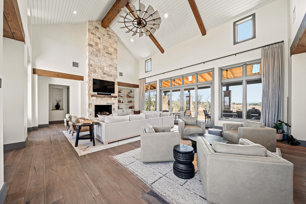 3024 Boot Ranch Circle Fredericksburg, TX 78624 - Photo 6 of 10