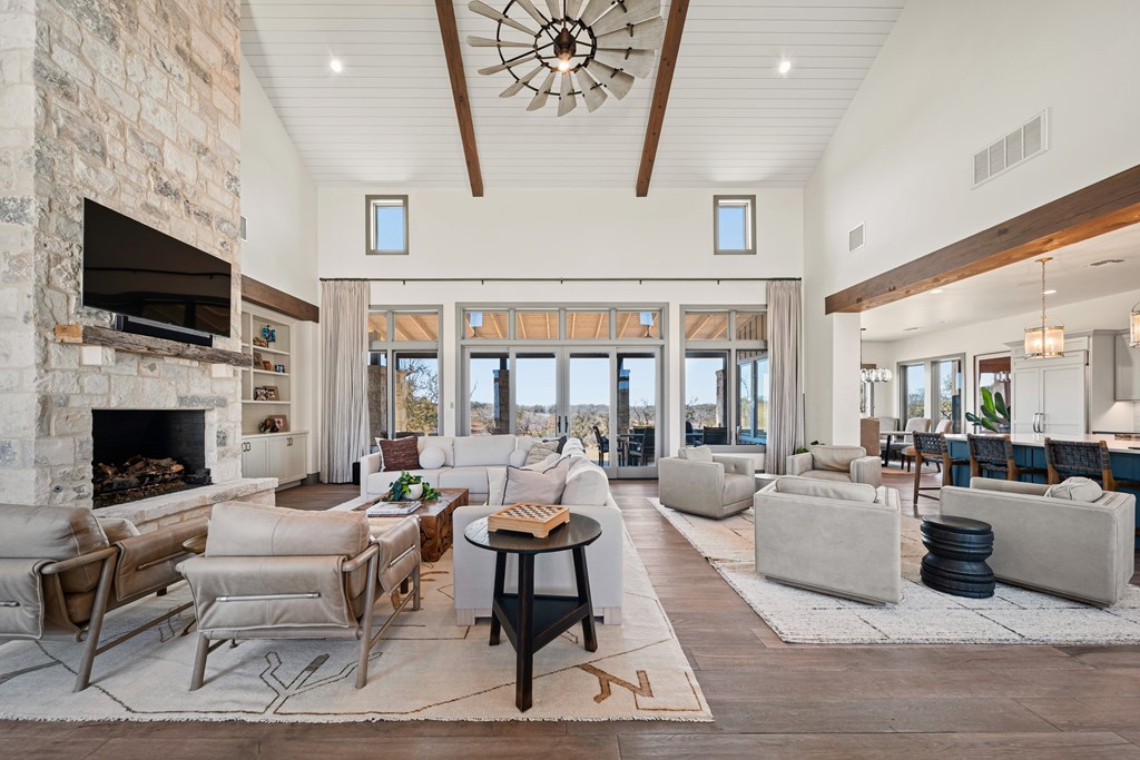 3024 Boot Ranch Circle Fredericksburg, TX 78624 - Photo 7 of 10