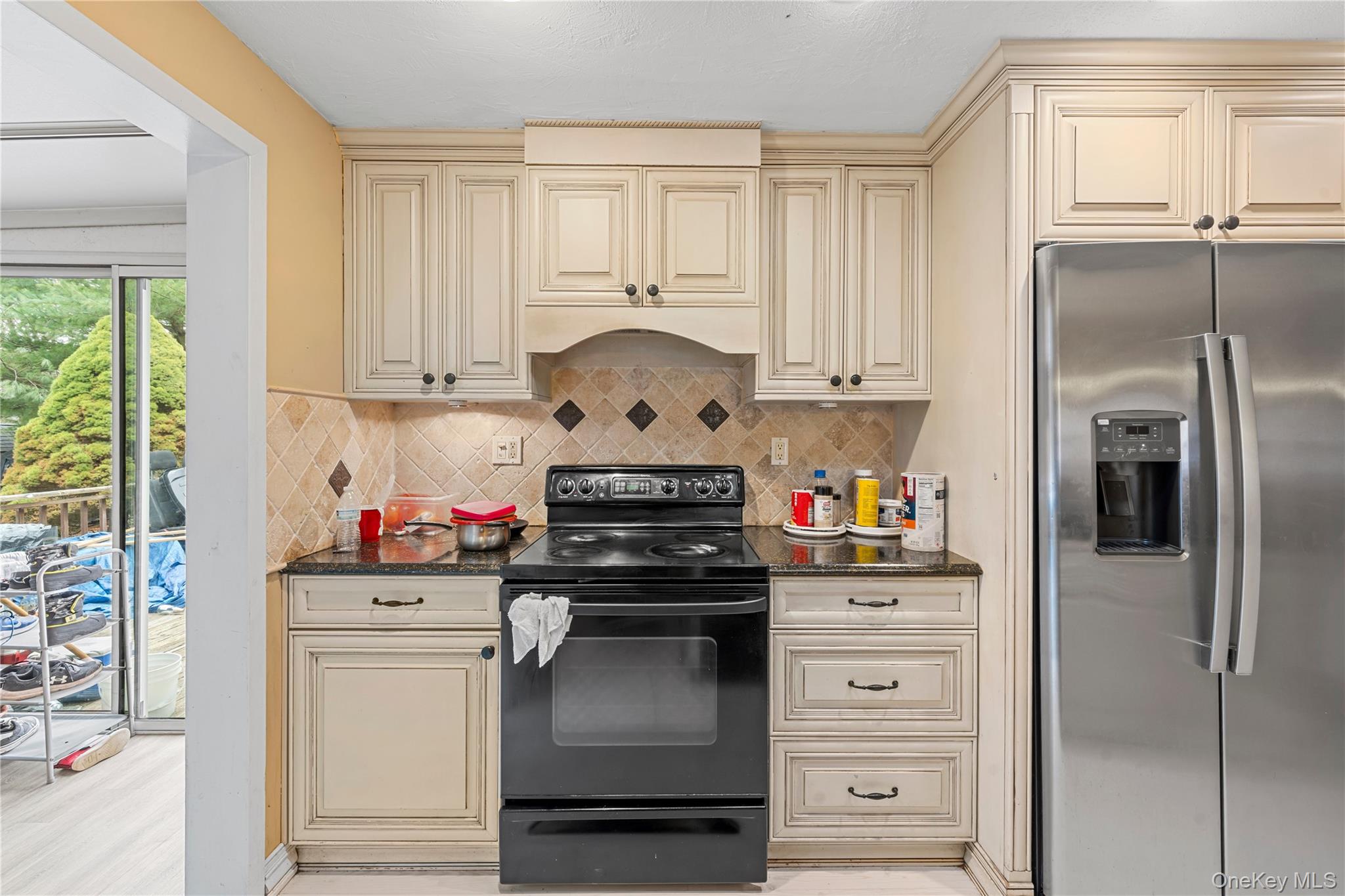 147 Horseblock Road Centereach, NY 11720 - Photo 5 of 18 Gallery Image 5