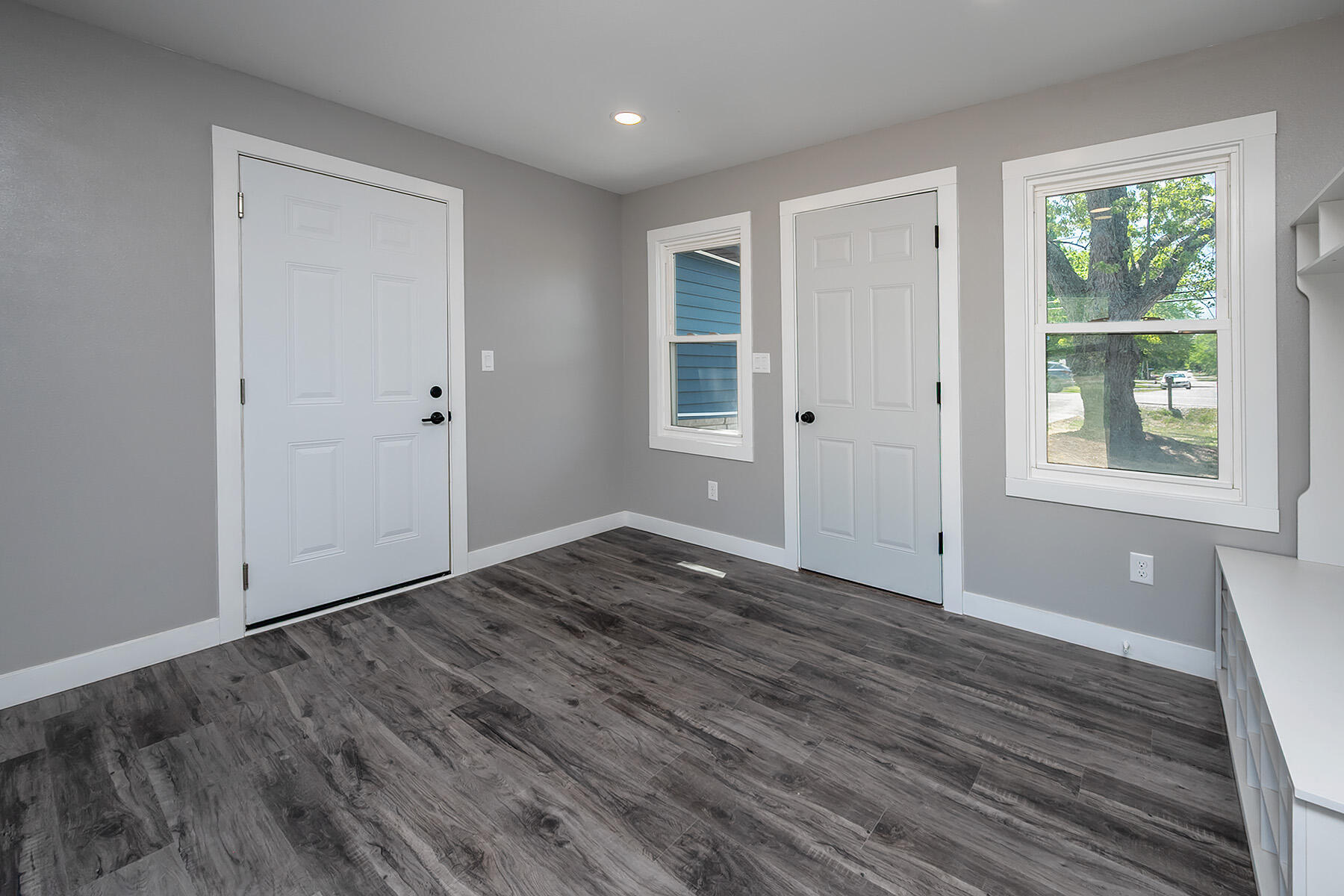 7920 West Puetz Road Franklin, WI 53132 - Photo 24 of 44 Breezeway