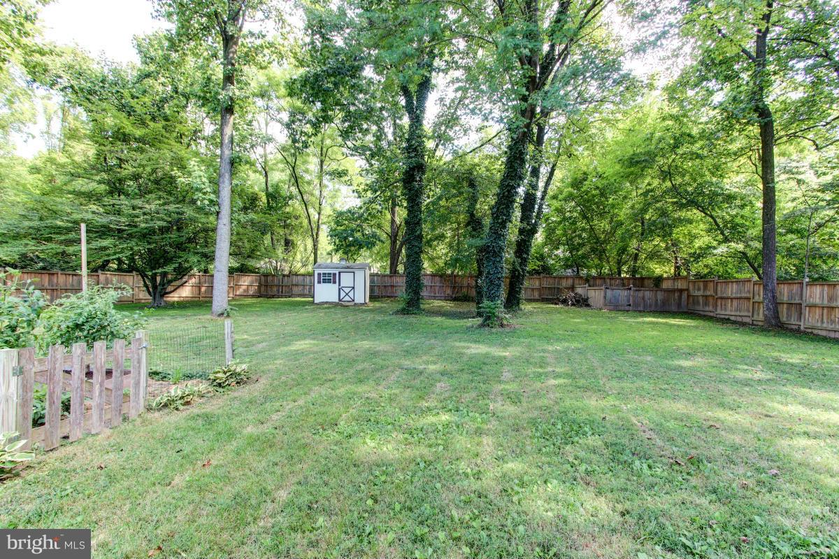 12328 Coleraine Court Reston, VA 20191 - Photo 28 of 30 Large, flat, fenced yard