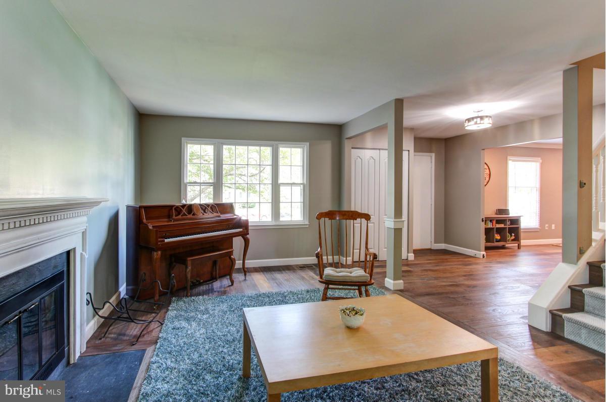 12328 Coleraine Court Reston, VA 20191 - Photo 8 of 30 Family Room has lots of natural light