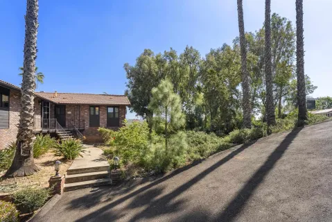 $1,595,000 | 1080 Landavo Rancho Road, Escondido, CA 92027