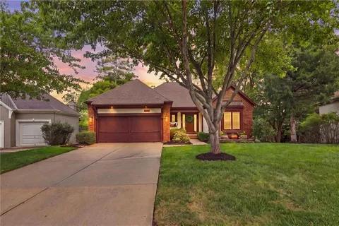 $550,000 | 26112 West 109th Street, Olathe, KS 66061