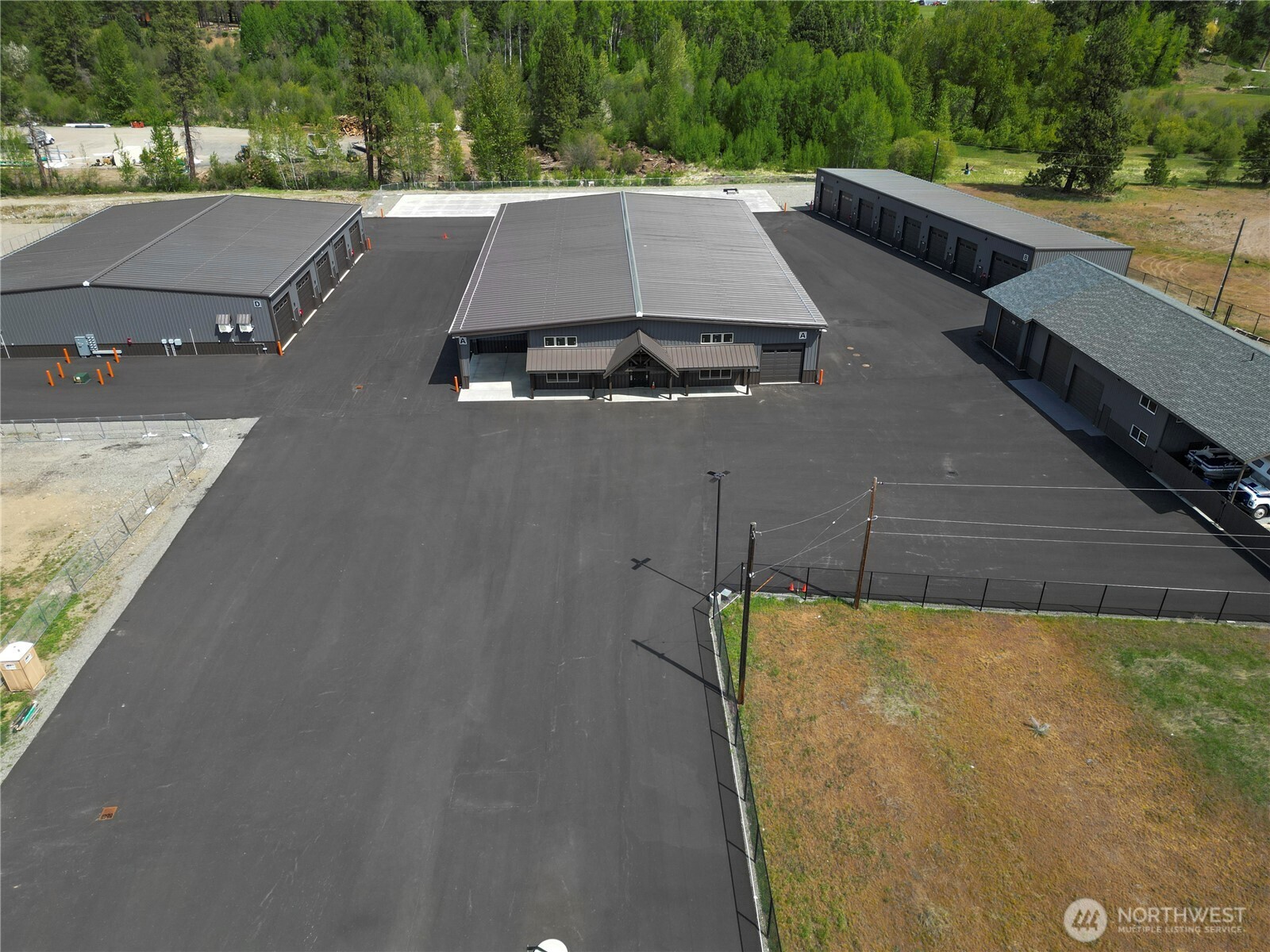 4081 Highway 970, Unit D6 Cle Elum, WA 98922 - Photo 29 of 37 view of outdoor space with seating area