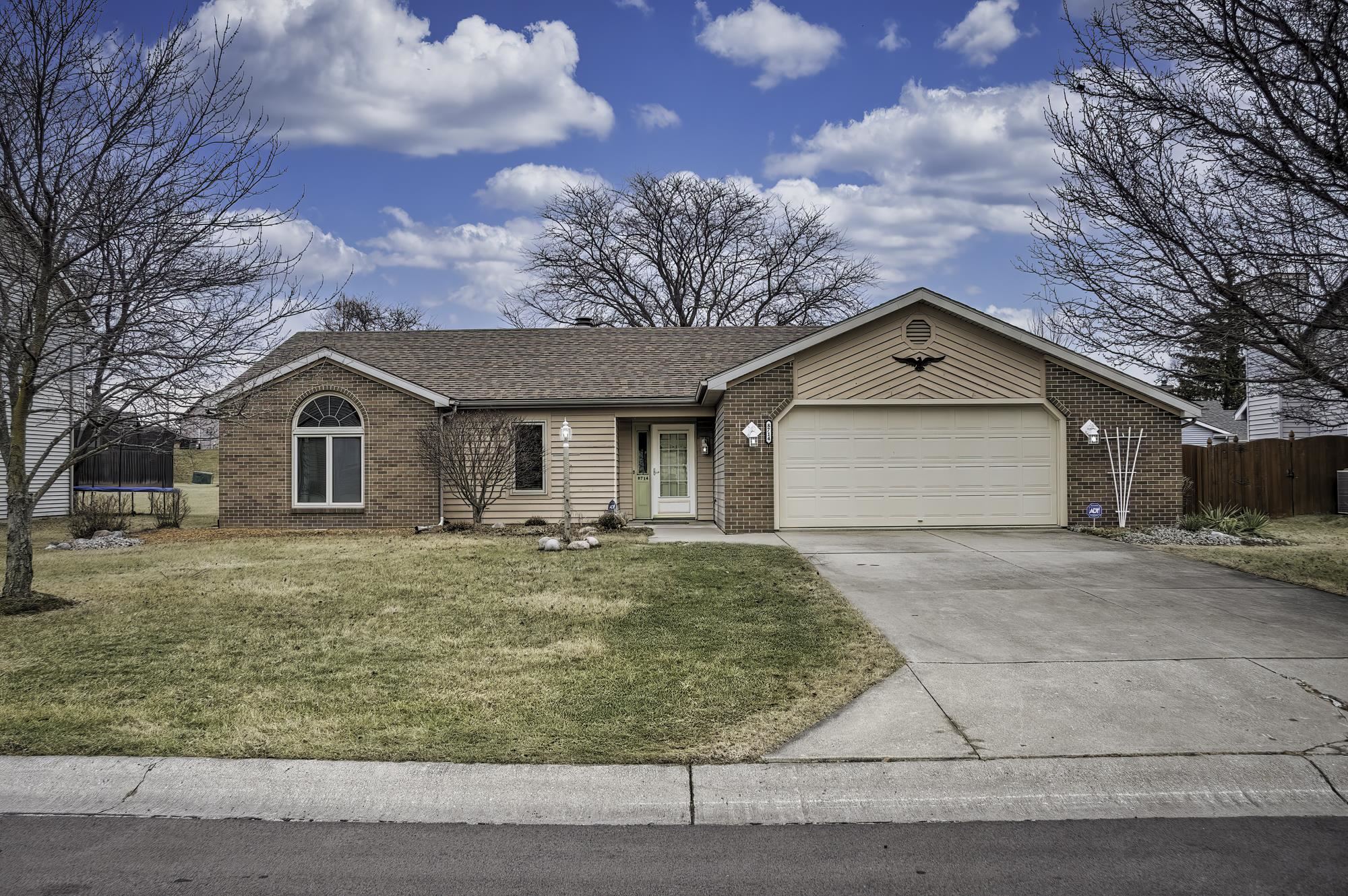 8714 Stand Ridge Run Fort Wayne, IN 46825 - Photo 2 of 34 Gallery Image 2
