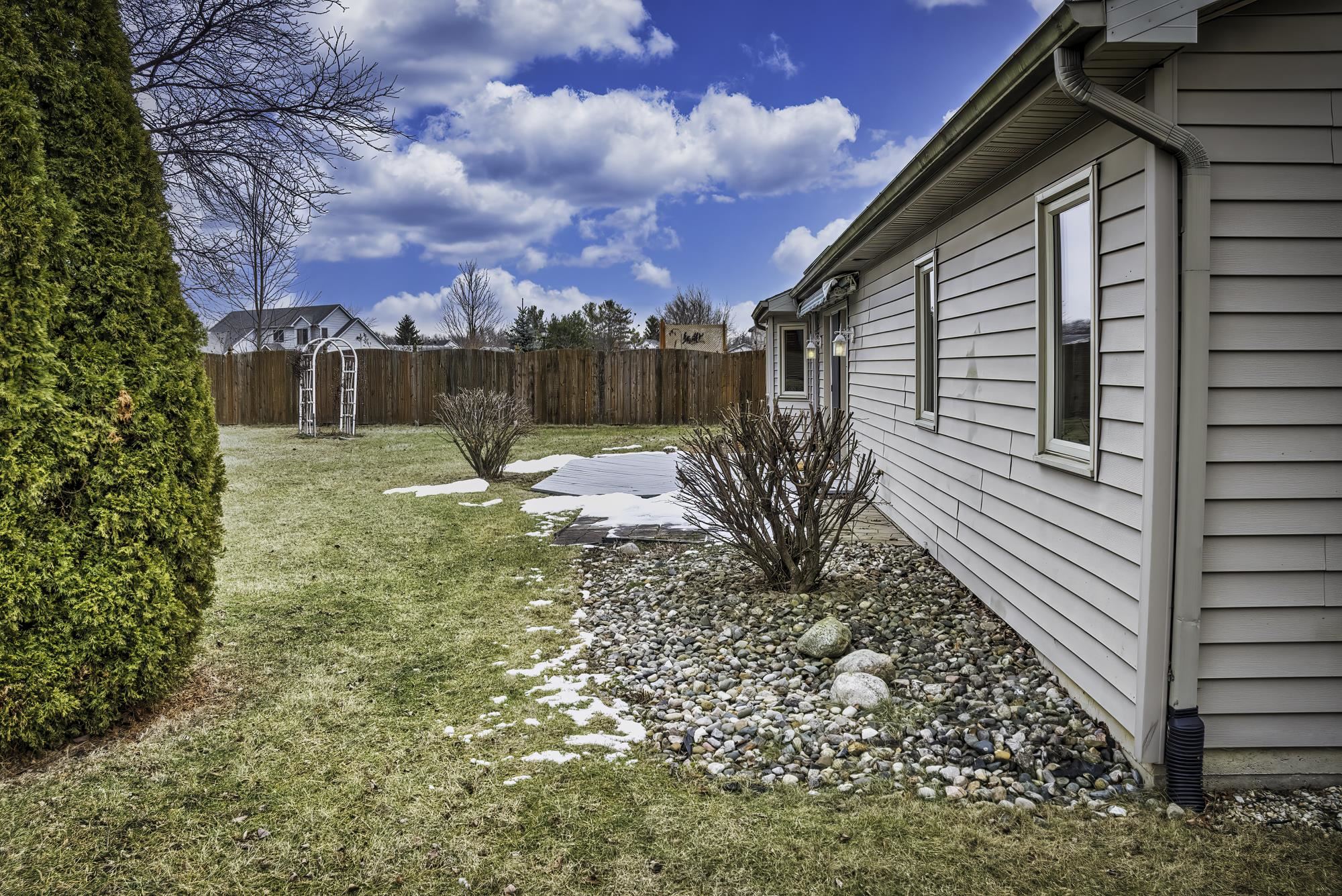 8714 Stand Ridge Run Fort Wayne, IN 46825 - Photo 32 of 34 Gallery Image 32