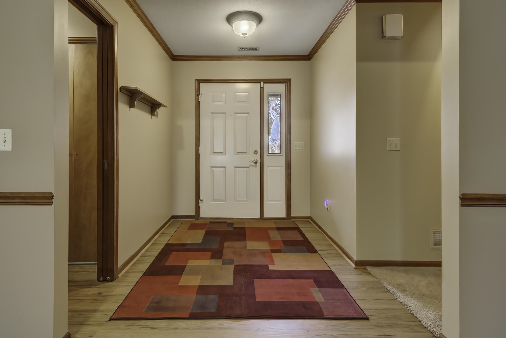 8714 Stand Ridge Run Fort Wayne, IN 46825 - Photo 4 of 34 Gallery Image 4