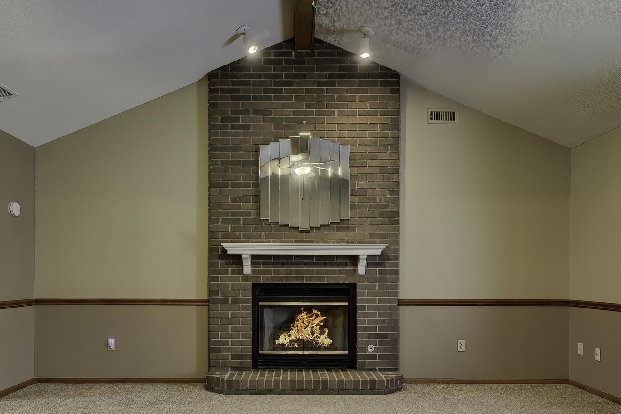 8714 Stand Ridge Run Fort Wayne, IN 46825 - Photo 8 of 34 Gallery Image 8