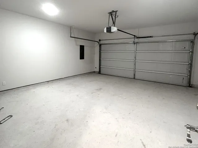 a view of a garage