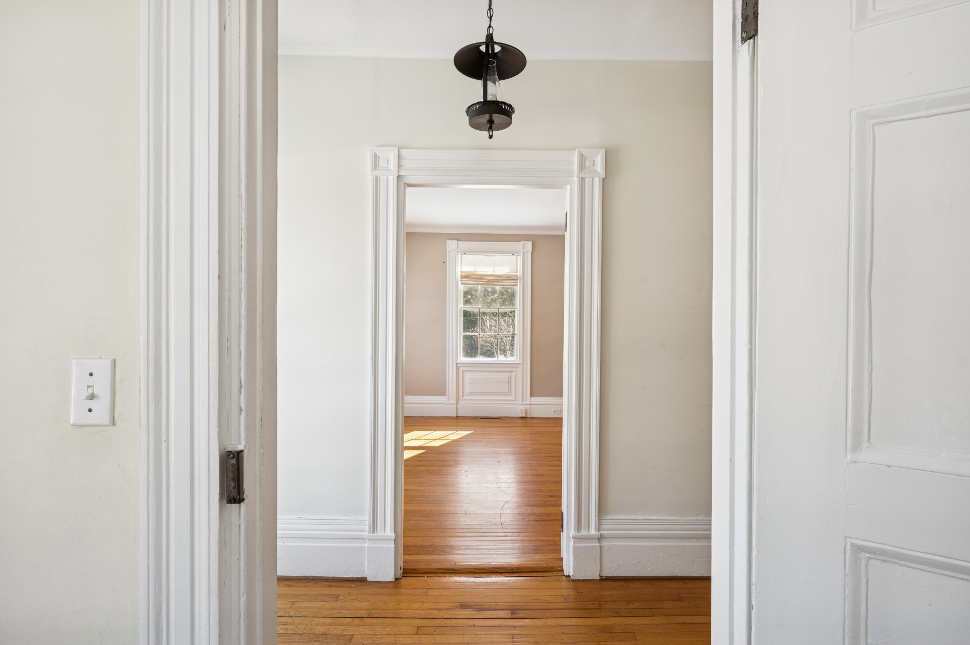 338 Main Street Sag Harbor, NY 11963 - Photo 7 of 21