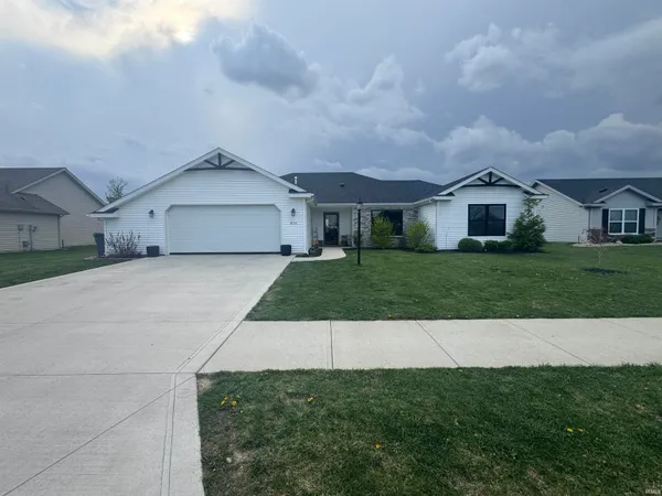 $359,900 | 816 Sycamore Street, Decatur, IN 46733