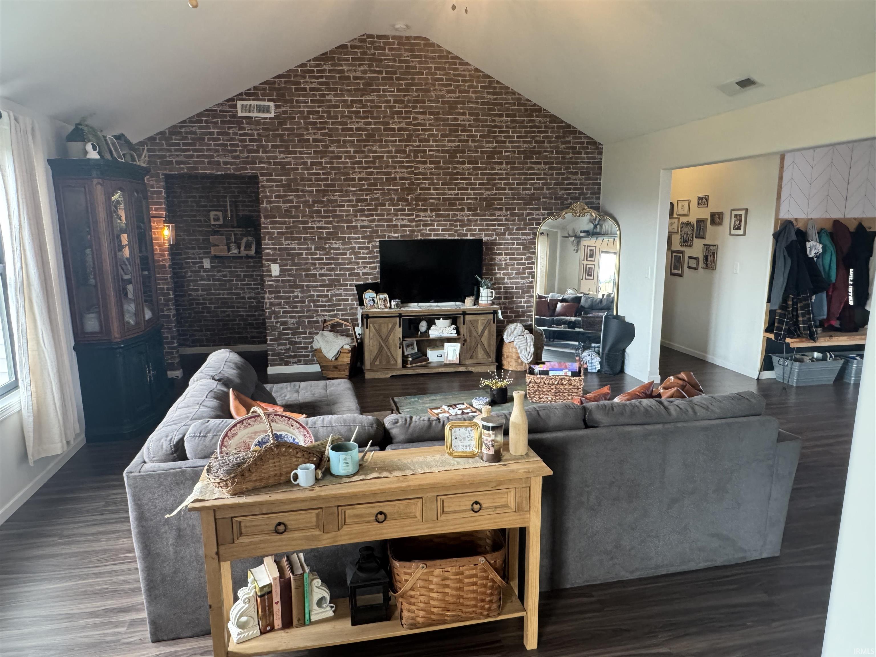 816 Sycamore Street Decatur, IN 46733 - Photo 6 of 27