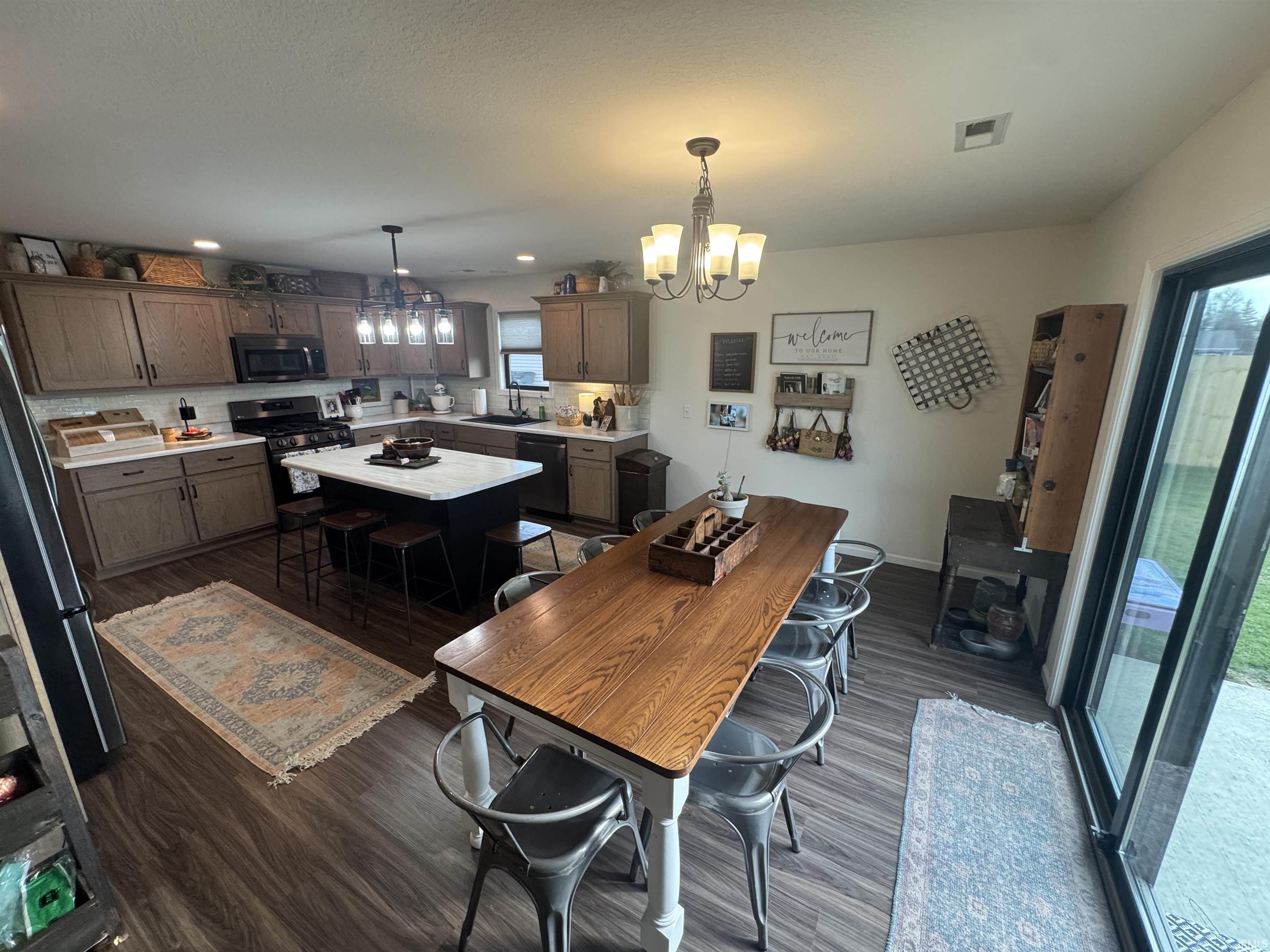 816 Sycamore Street Decatur, IN 46733 - Photo 9 of 27