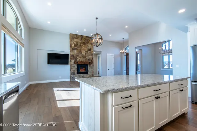 $1,295,000 | 135 Baywood Drive, Driggs, ID 83422