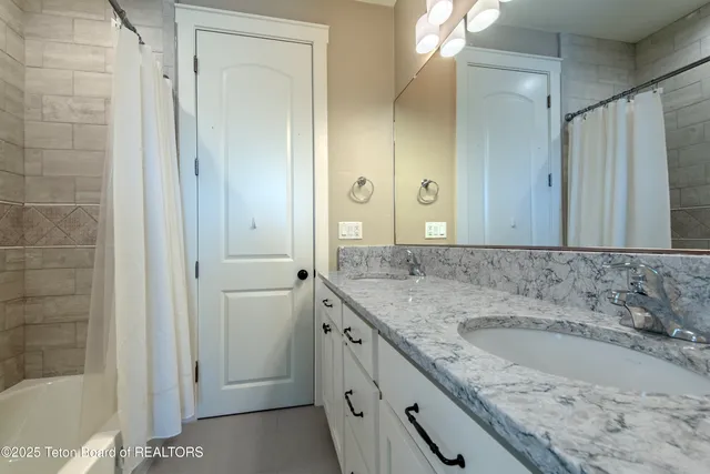 $1,080,000 | 135 Baywood Drive, Driggs, ID 83422