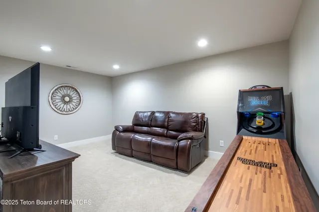 $1,080,000 | 135 Baywood Drive, Driggs, ID 83422