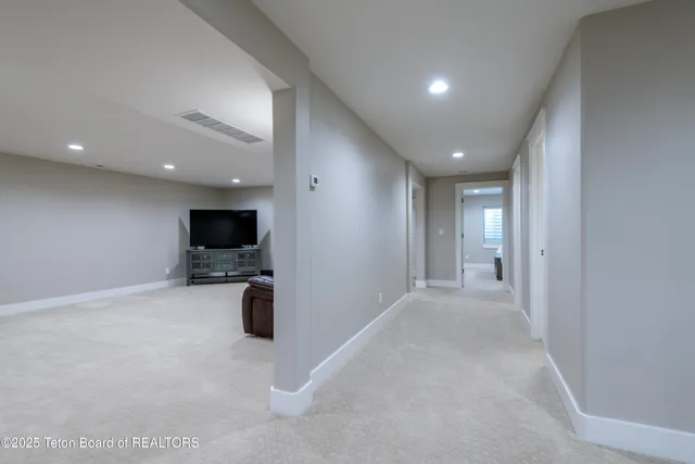 $1,295,000 | 135 Baywood Drive, Driggs, ID 83422