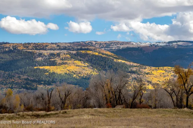 $1,080,000 | 135 Baywood Drive, Driggs, ID 83422