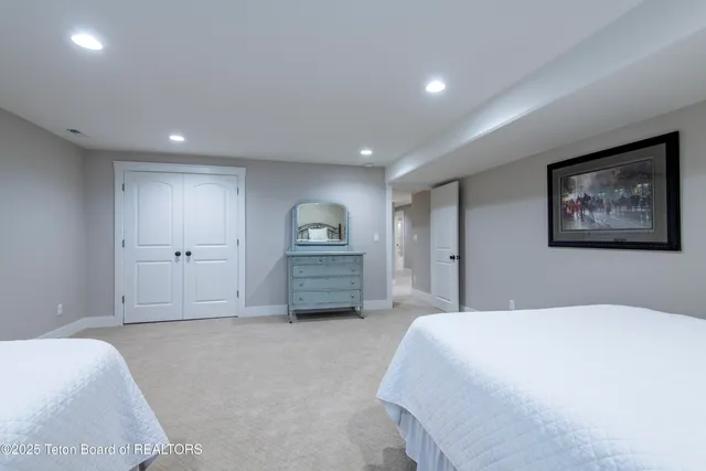 $1,295,000 | 135 Baywood Drive, Driggs, ID 83422