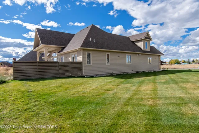 $1,295,000 | 135 Baywood Drive, Driggs, ID 83422