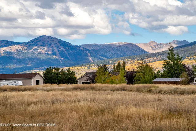 $1,295,000 | 135 Baywood Drive, Driggs, ID 83422