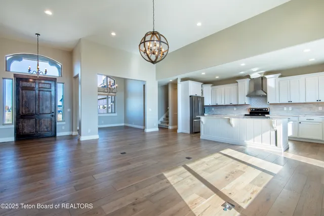 $1,295,000 | 135 Baywood Drive, Driggs, ID 83422