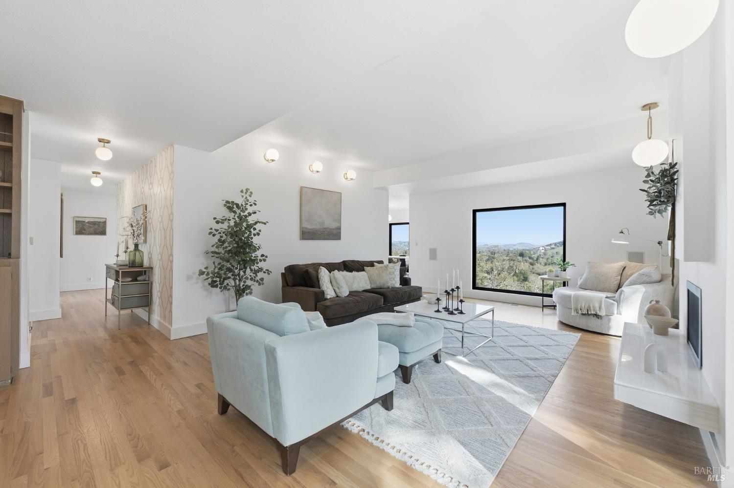 194 Maestro Road Novato, CA 94947 - Photo 4 of 44