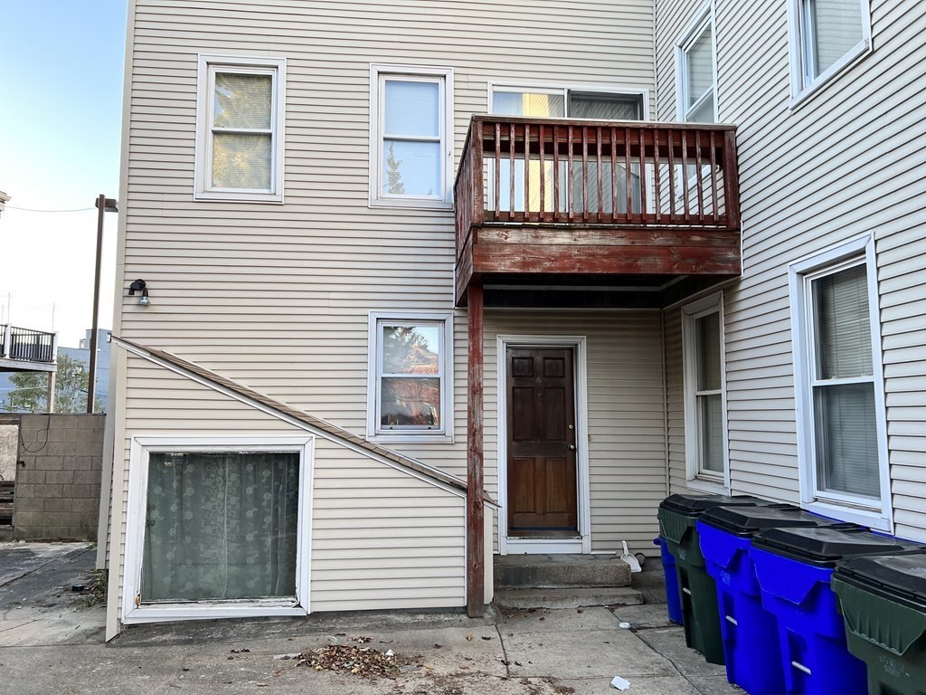 63 Rodman Street Fall River, MA 02721 - Photo 7 of 40