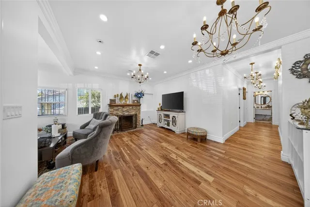 $6,500 | 327 Vine Street, Glendale, CA 91204