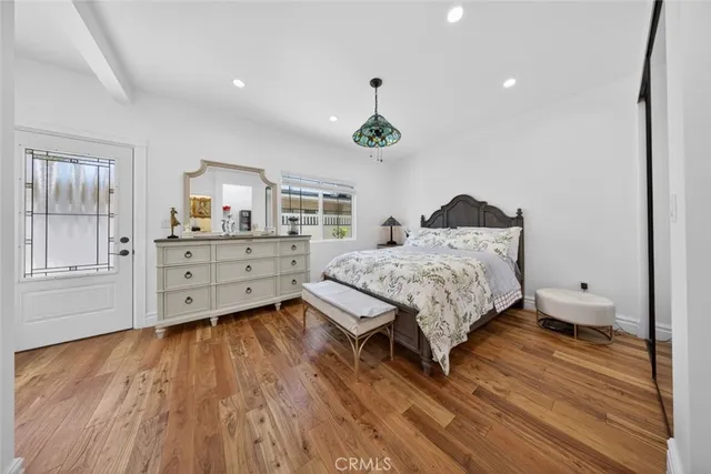 $6,500 | 327 Vine Street, Glendale, CA 91204