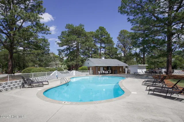 $229,000 | 317 Driftwood Circle, Southern Pines, NC 28387