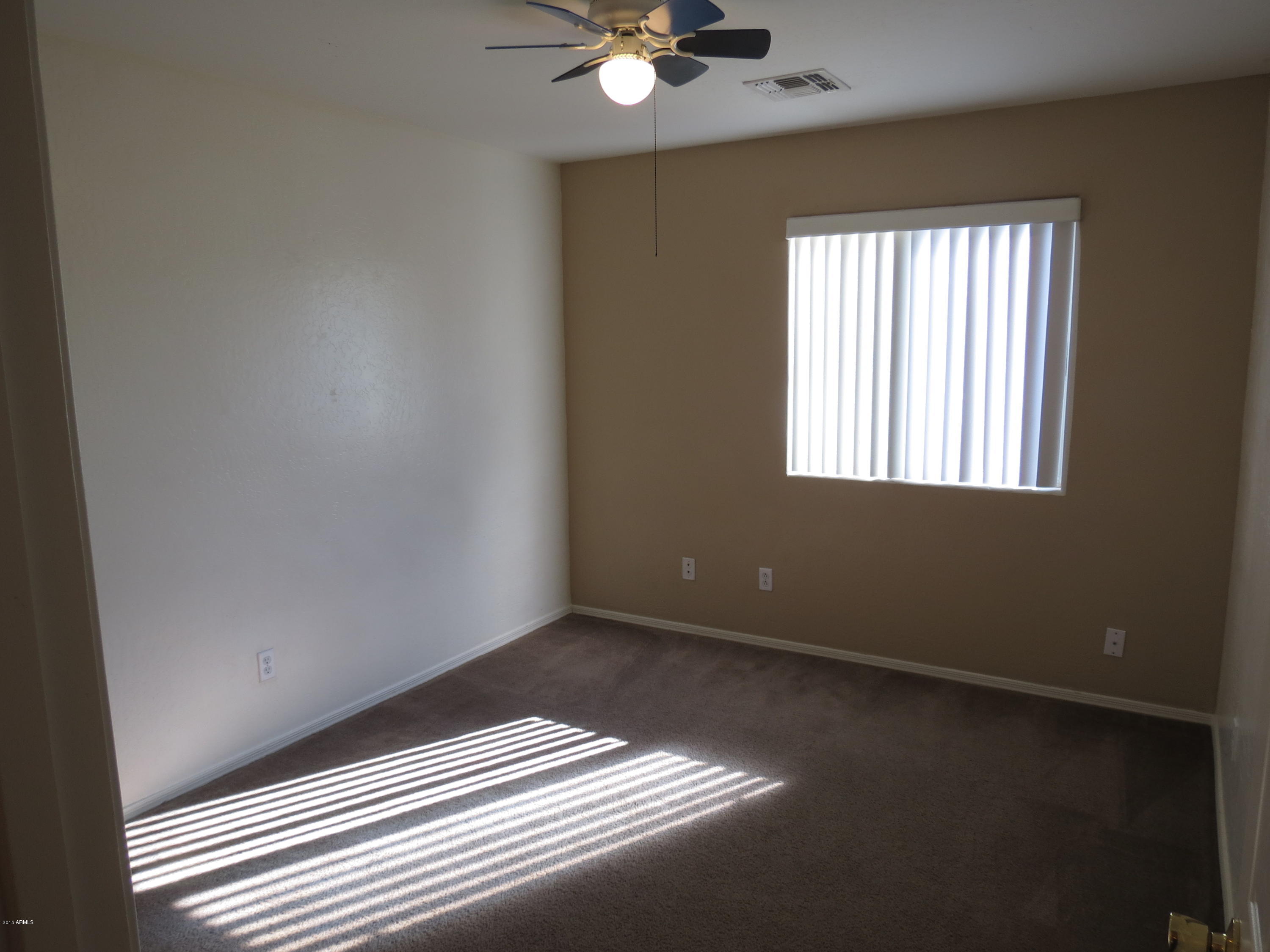 9540 West Heber Road Tolleson, AZ 85353 - Photo 16 of 34 2015-09-24 09.01.23