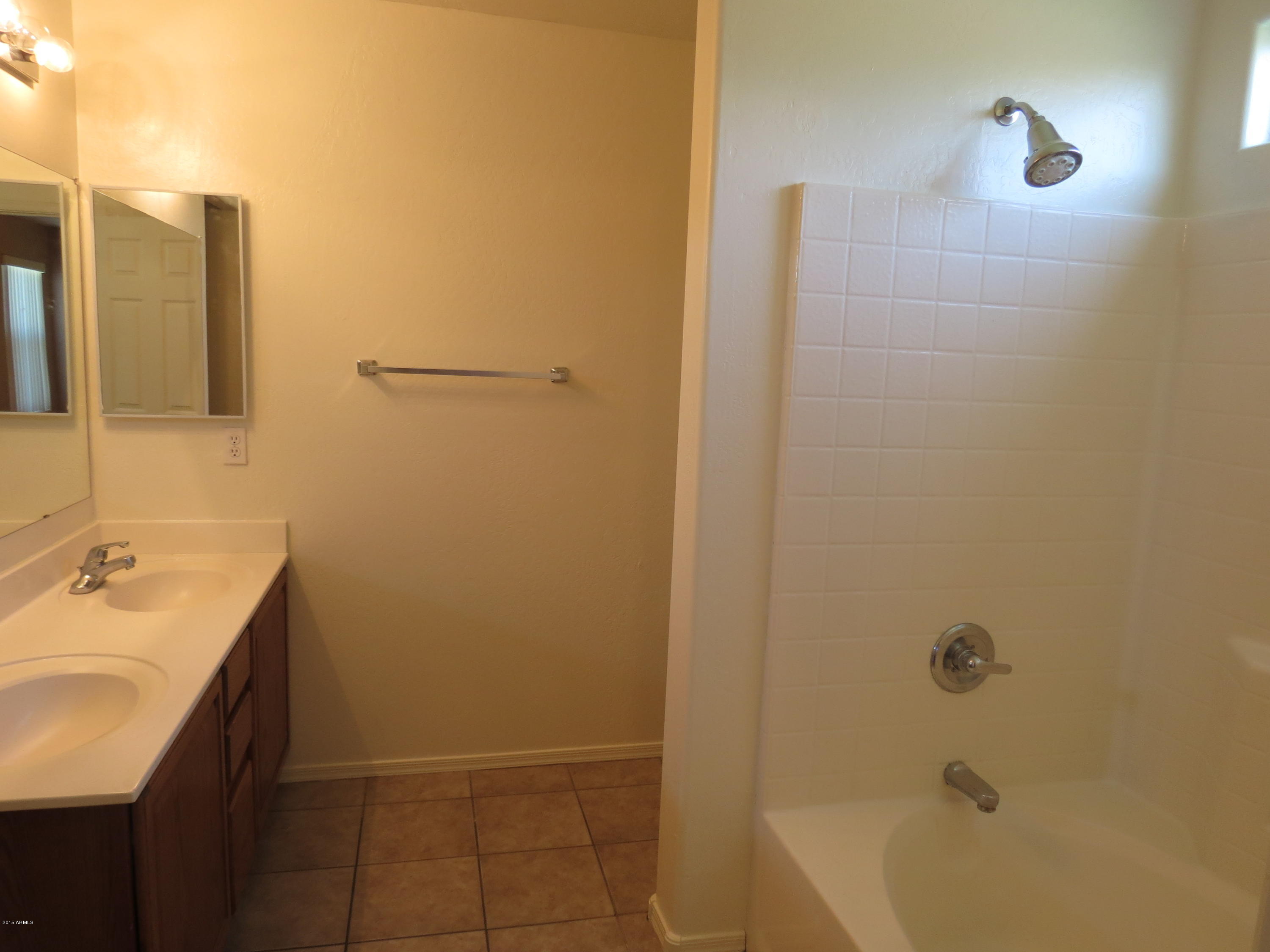 9540 West Heber Road Tolleson, AZ 85353 - Photo 20 of 34 2015-09-24 09.03.42