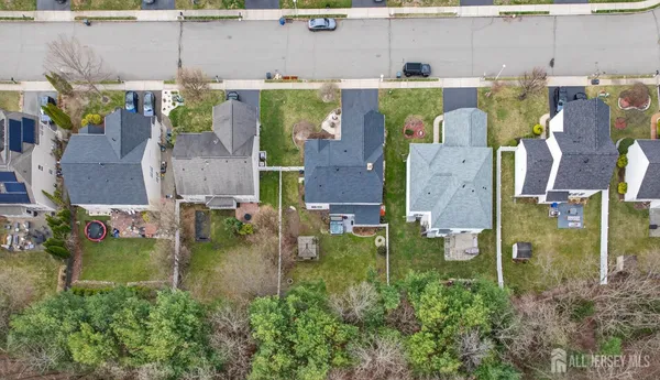 $939,999 | 351 Wedgewood Road, Morganville, NJ 07751