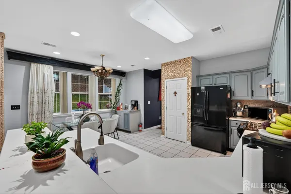 $939,999 | 351 Wedgewood Road, Morganville, NJ 07751