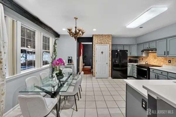 $939,999 | 351 Wedgewood Road, Morganville, NJ 07751