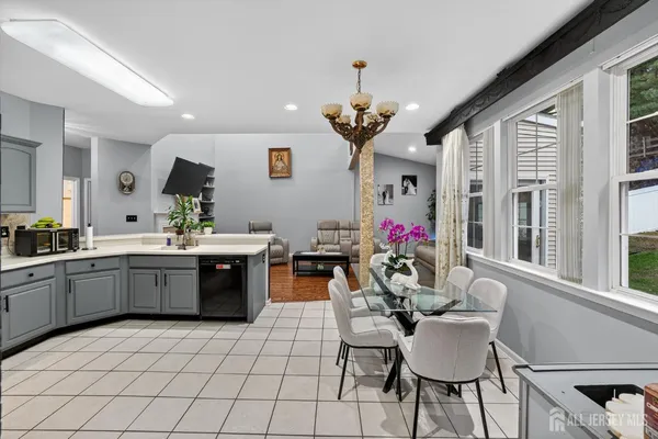 $939,999 | 351 Wedgewood Road, Morganville, NJ 07751