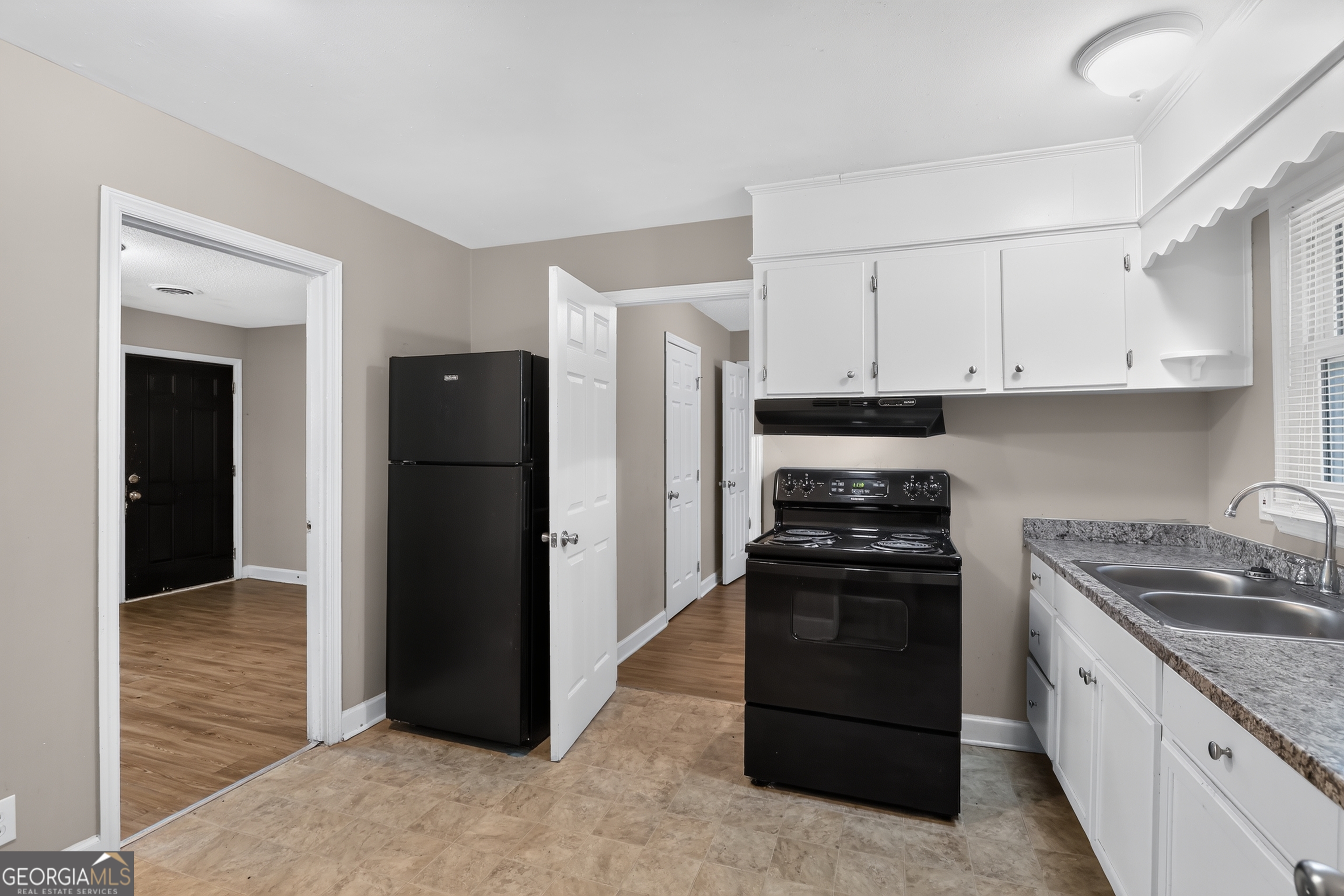 2124 Alfred Lane Augusta, GA 30906 - Photo 4 of 16