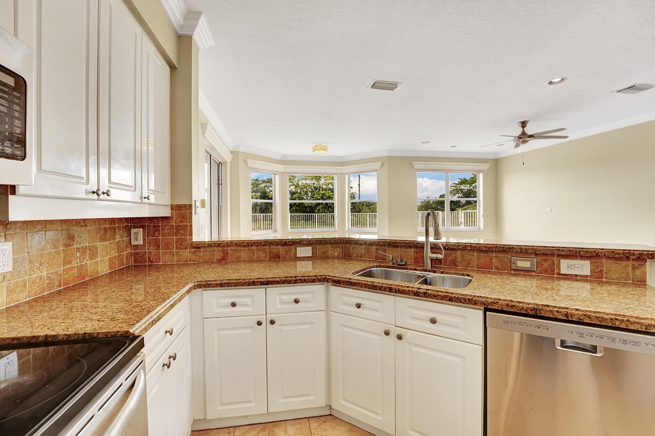 18672 Sea Turtle Lane Boca Raton, FL 33498 - Photo 19 of 46 DSC04966